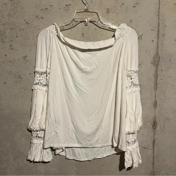 Va Va by Joy Han USA Blouse Women's S Off White Top Off Shoulder Lace Sleeves - Picture 7 of 9